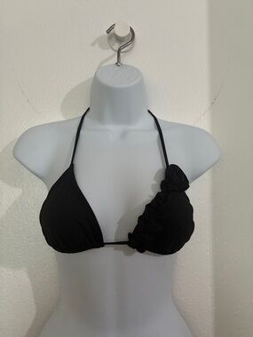 Black Ruffled Triangle Bikini Top with Rosette-Women Swim sz.S/M